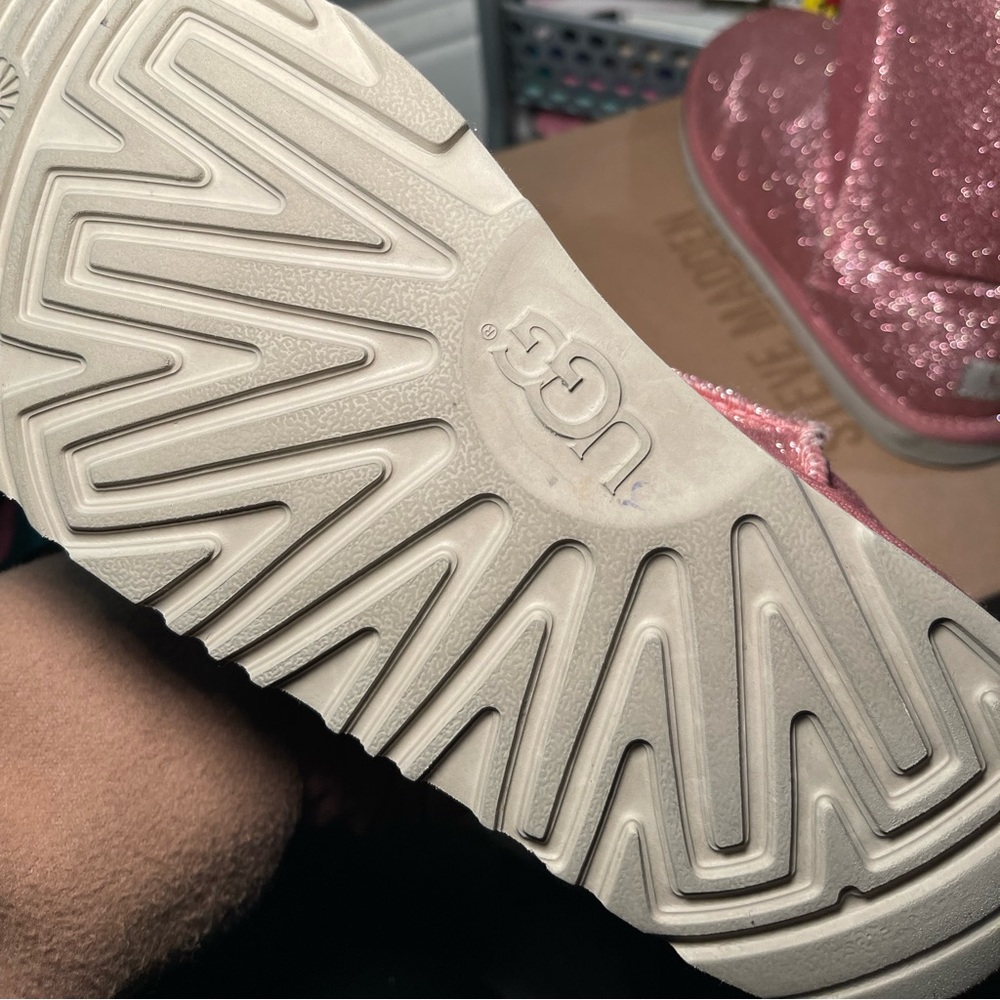 Ugg Boots - Picture 2 of 9